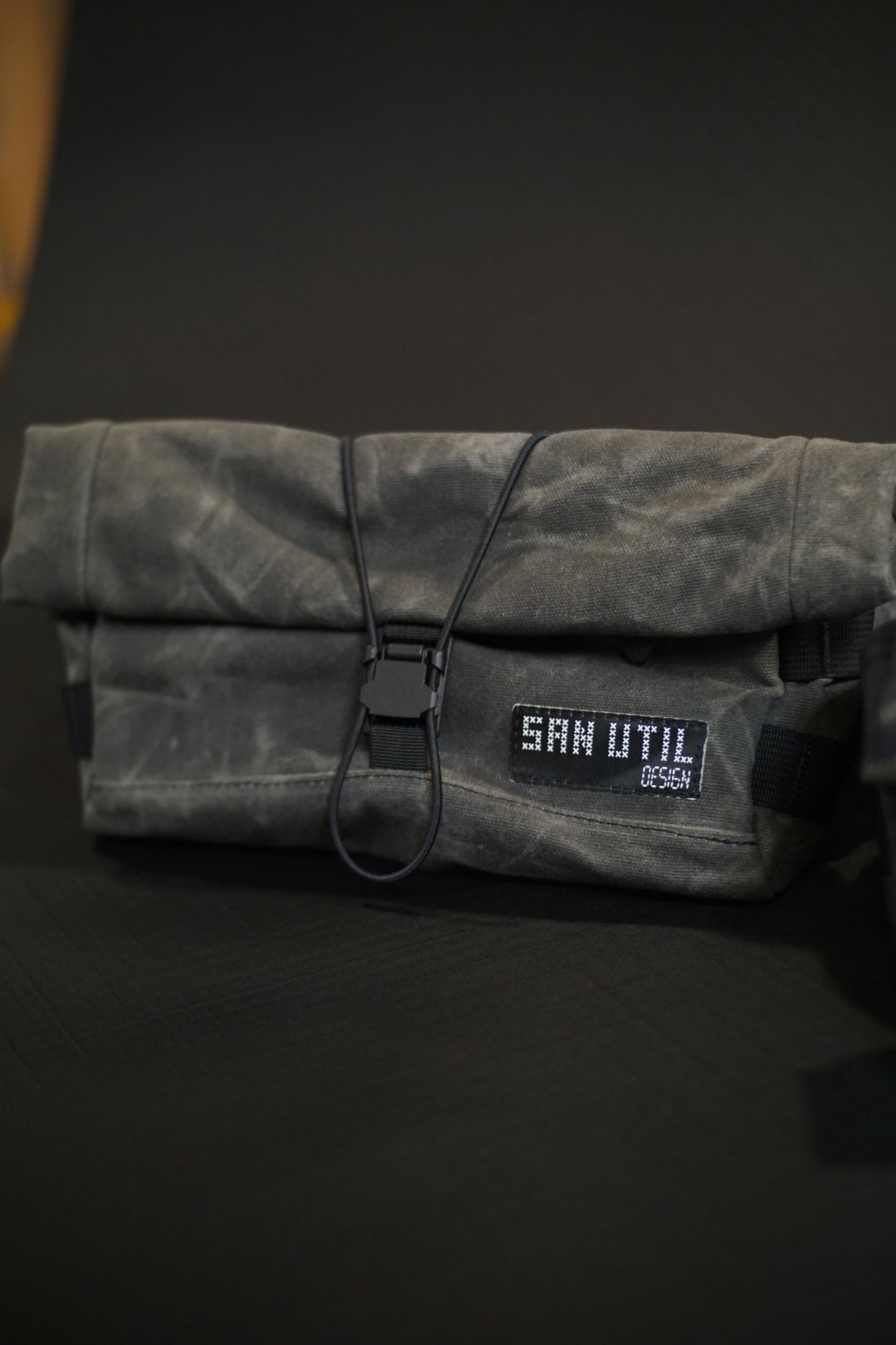 Furtif 1L Hip Pack - Stocked