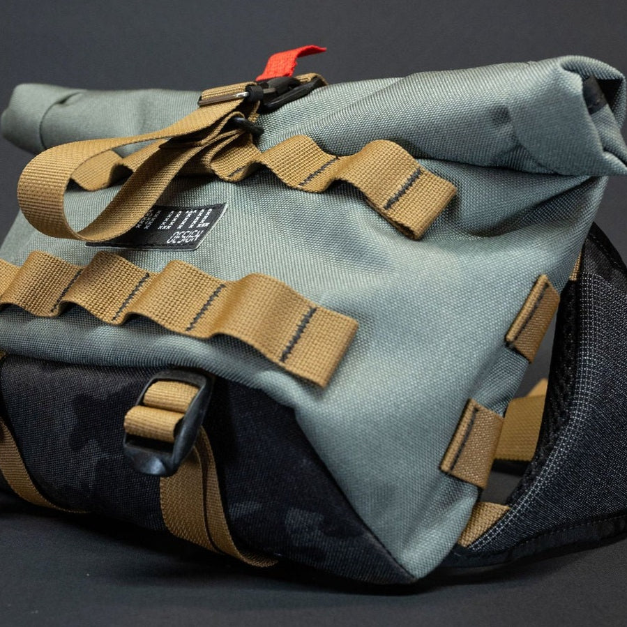 Primary: Foliage. Secondary: Black. Webbing Coyote Brown