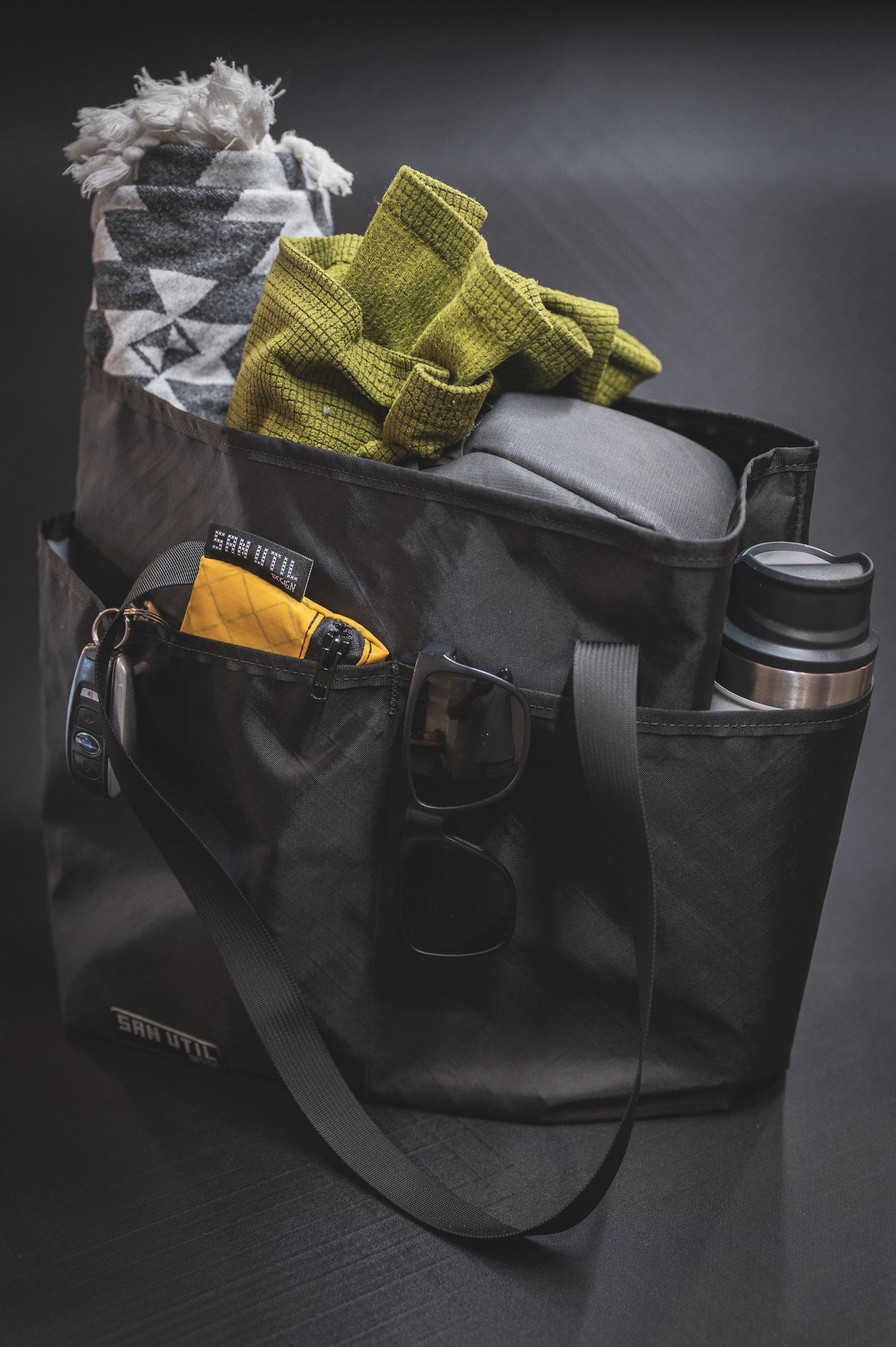 Fancy Mountain Tote 20L - Stocked