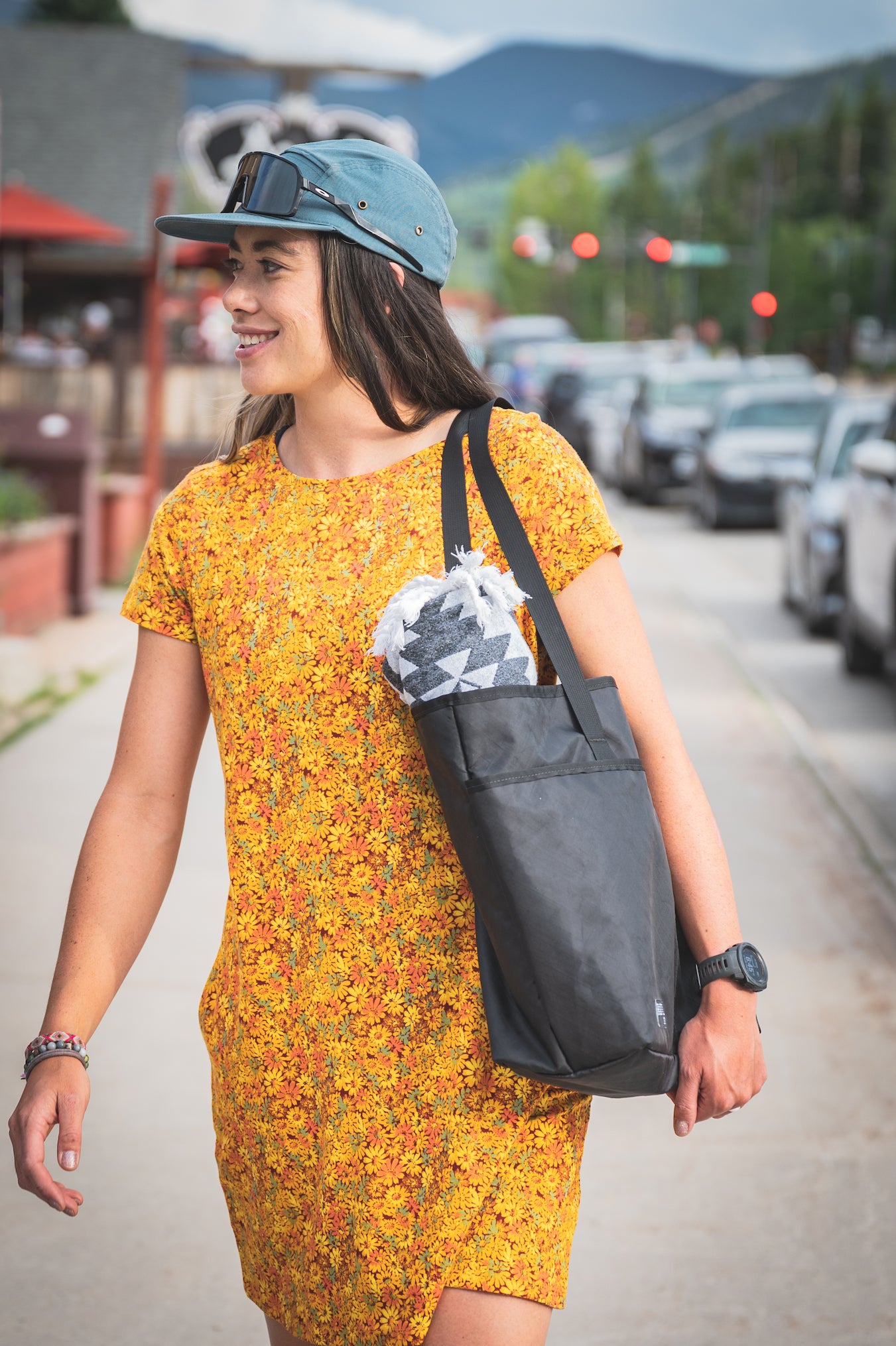 Fancy Mountain Tote 20L - Stocked