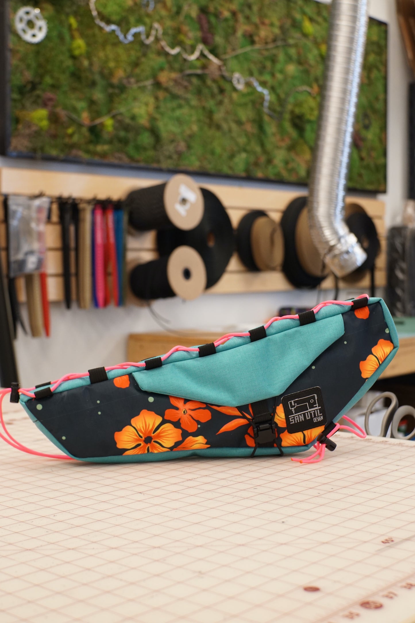 Nameless Magnetic Half Frame Bag - Custom