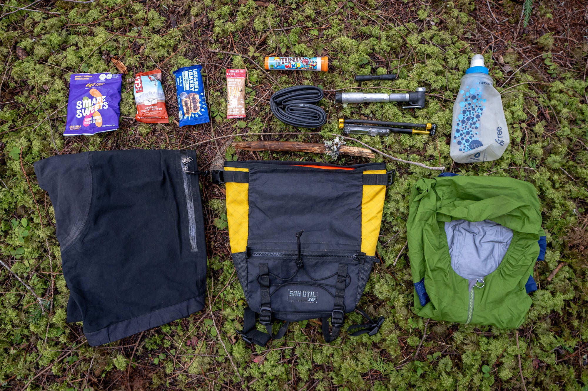 Roly Poly Handlebar Bag - Stocked – San Util Design Roly Poly Handlebar Bag - Stocked – San Util Design