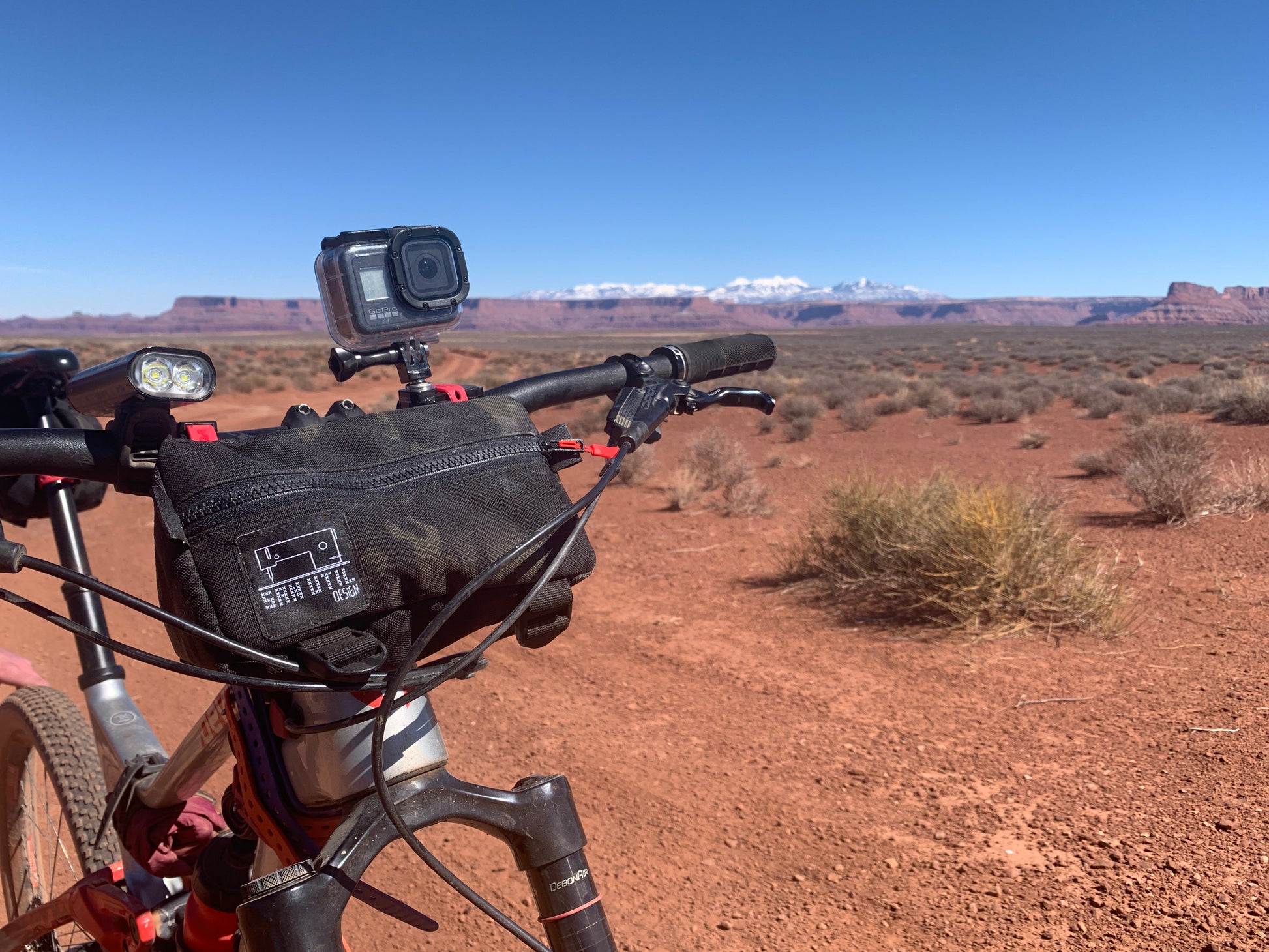 small handlebar bike bag
