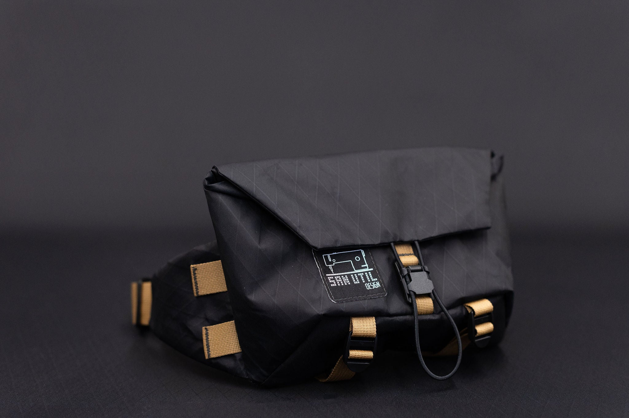 Life behind bars online messenger bag